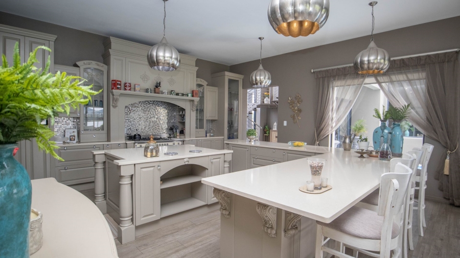 4 Bedroom Property for Sale in The Coves North West